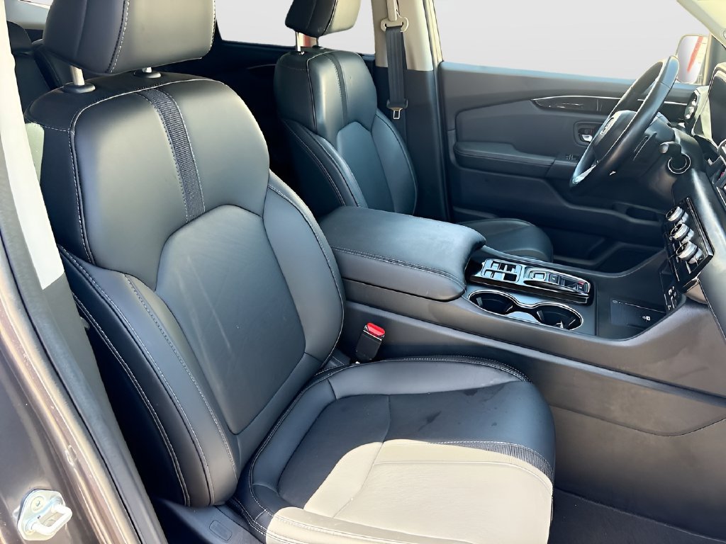 Used 2025 Honda Pilot Touring image 30