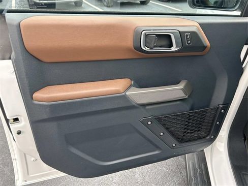 Used 2023 Ford Bronco Outer Banks image 21