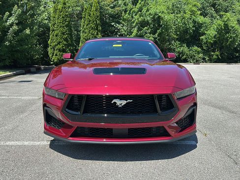 Certified 2025 Ford Mustang GT Premium RWD image 8