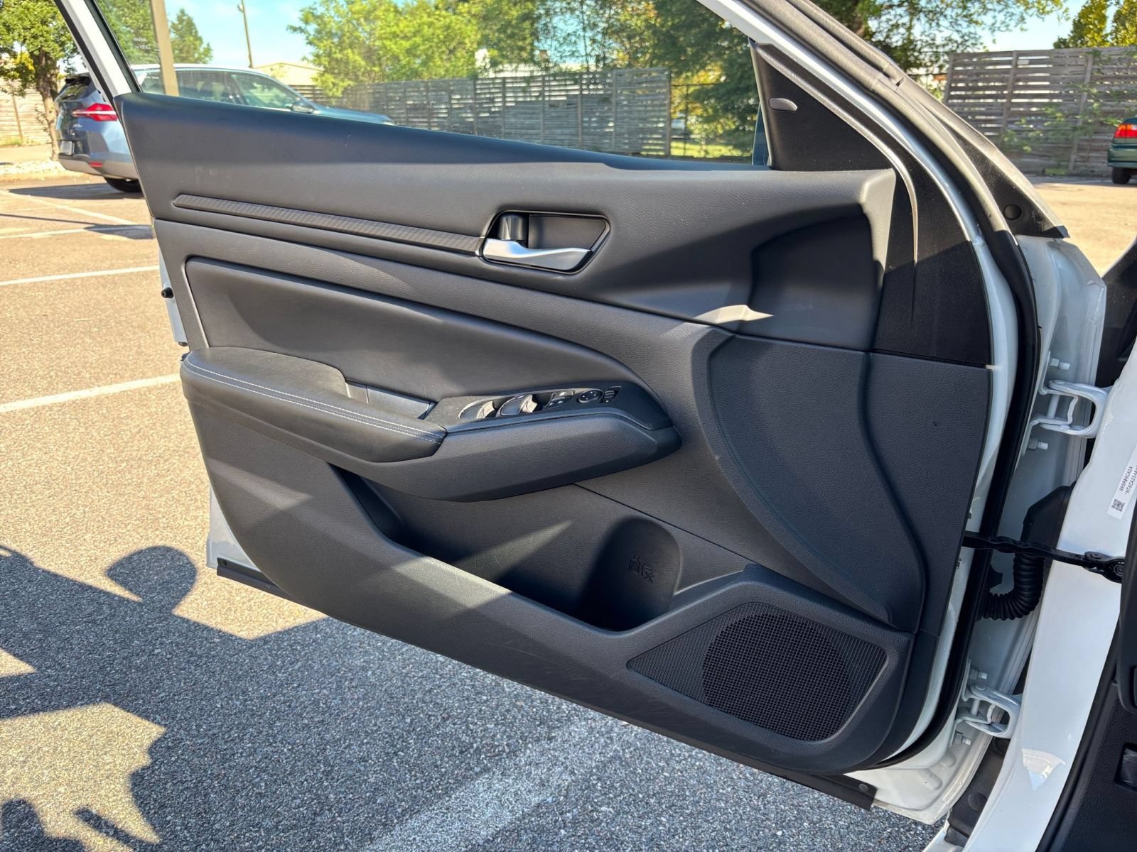 Used 2025 Nissan Altima 2.5 SV FWD image 18