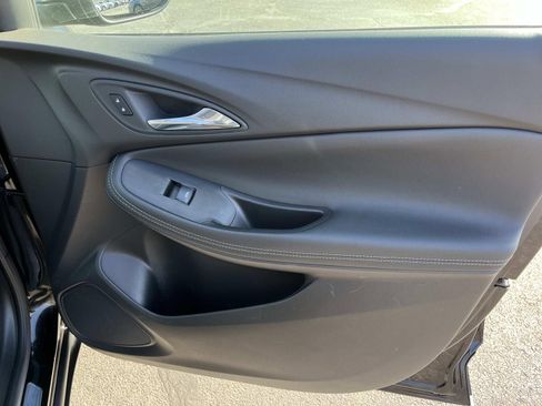 Used 2022 Buick Encore GX Select w/ Advanced Technology Package image 22