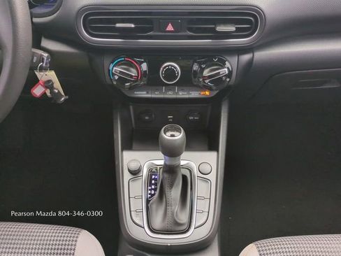 Used 2022 Hyundai Kona SE image 20