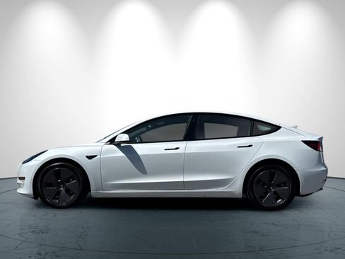 Used 2022 Tesla Model 3 Long Range AWD/4WD image 7