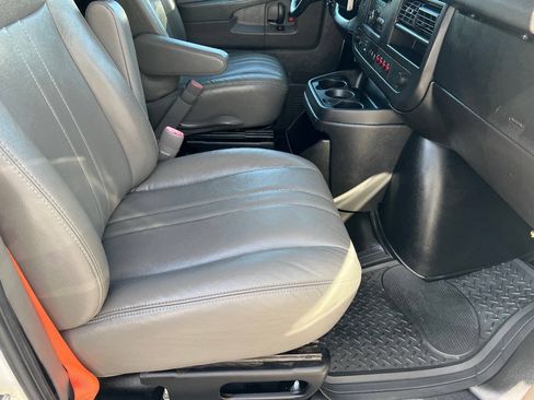 Used 2014 Chevrolet Express 2500 w/ Cold Climate Package RWD image 20