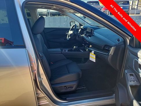 New 2026 Nissan Rogue Platinum w/ Platinum Premium Package image 17