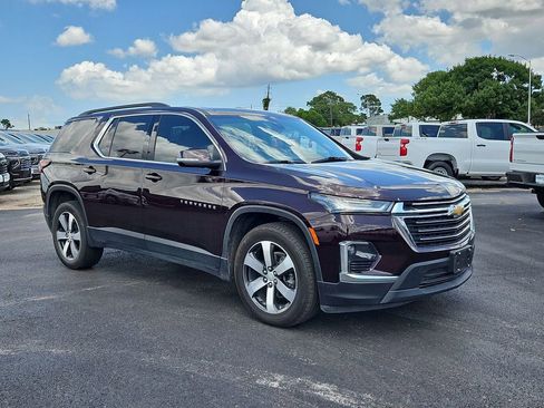 Used 2023 Chevrolet Traverse LT w/ LT Premium Package AWD/4WD image 8