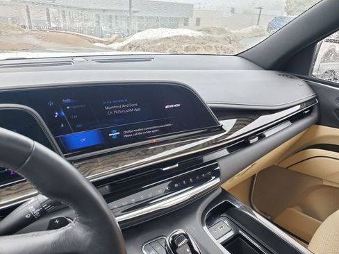 Certified 2023 Cadillac Escalade ESV Premium Luxury w/ LPO, Floor Liner Package image 33