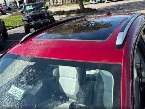 Used 2023 Chevrolet Bolt EUV Premier w/ Sun & Sound Package image 9