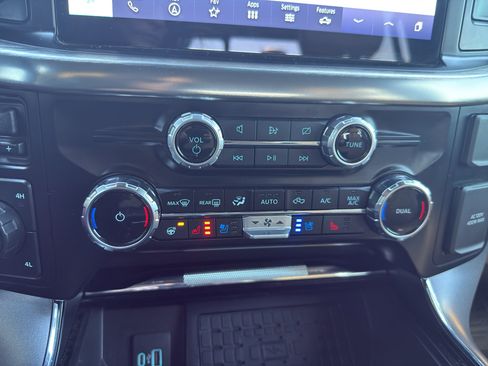 Used 2023 Ford F150 Lariat w/ Equipment Group 502A High image 27