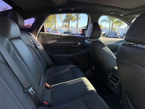 Used 2021 Hyundai Sonata SEL Plus w/ Tech Package image 17