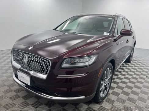 Certified 2023 Lincoln Nautilus Reserve image 2