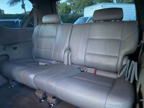 Used 2006 Toyota Sequoia Limited image 11
