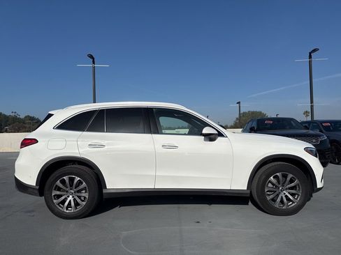 Certified 2026 Mercedes-Benz GLC 300 image 4