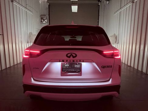 Certified 2023 INFINITI QX50 Sport FWD image 9