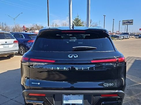 Used 2024 INFINITI QX60 Luxe image 6