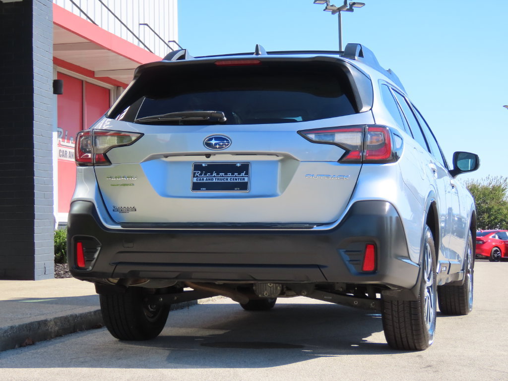 Used 2020 Subaru Outback Premium AWD/4WD image 5