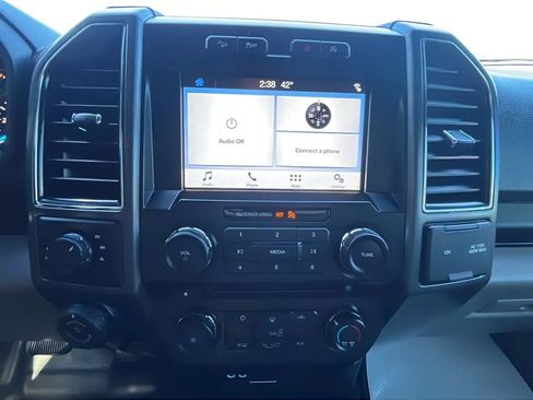 Used 2017 Ford F150 XLT w/ Equipment Group 302A Luxury image 18