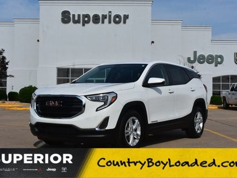 Used 2021 GMC Terrain SLE FWD image 1