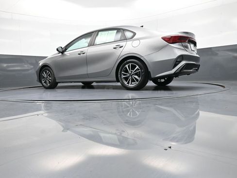 Certified 2023 Kia Forte LXS w/ LXS Technology Package FWD image 30
