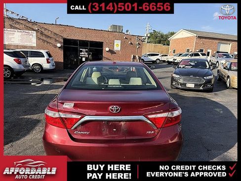 Used 2016 Toyota Camry XLE FWD image 4