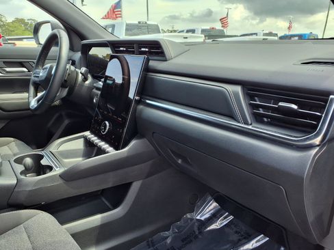 Used 2026 GMC Terrain Elevation image 9