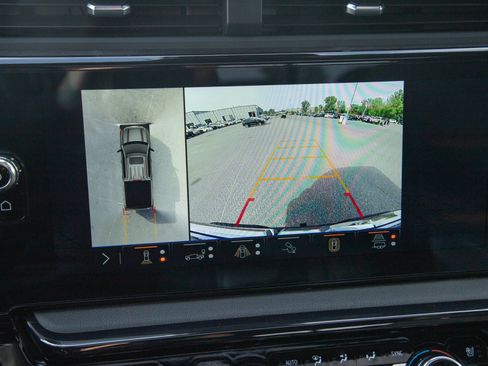 Used 2024 GMC Sierra 1500 AT4 w/ Technology Package AWD/4WD image 27