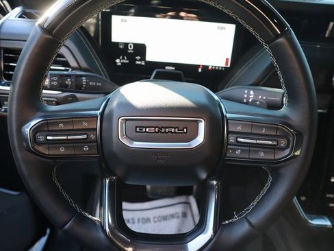 Certified 2026 GMC Yukon Denali Ultimate image 24