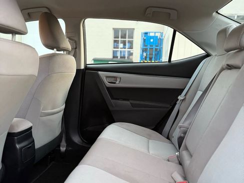 Used 2016 Toyota Corolla LE image 13