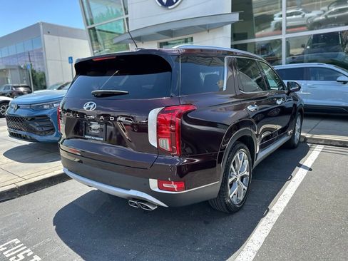 Used 2020 Hyundai Palisade SEL w/ Premium Package FWD image 5