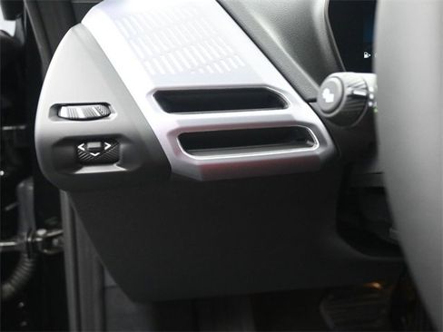 New 2025 BMW 228i xDrive w/ Premium Package image 20