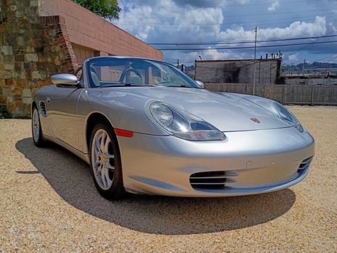 Used 2003 Porsche Boxster RWD image 2