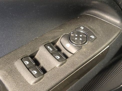 Used 2020 Ford EcoSport SE w/ SE Convenience Package image 27