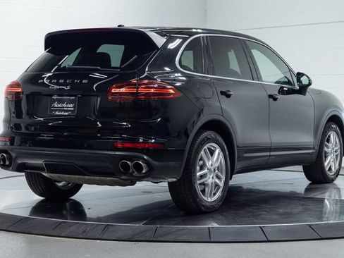 Used 2016 Porsche Cayenne S AWD/4WD image 10