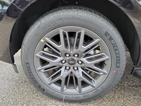 New 2026 Ford Expedition Max Platinum AWD/4WD image 6