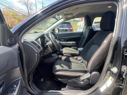 Used 2021 Mitsubishi Outlander Sport ES FWD image 24