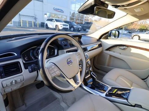 Used 2016 Volvo XC70 T5 Platinum image 34