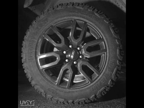 Used 2024 GMC Sierra 1500 Elevation image 13