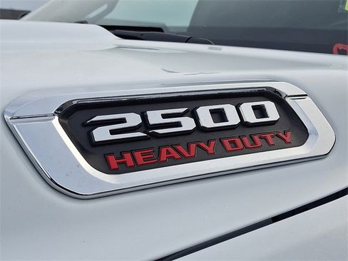 Used 2024 RAM 2500 Tradesman w/ Chrome Appearance Group image 29