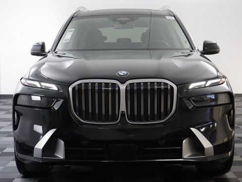 Certified 2023 BMW X7 xDrive40i w/ Parking Assistance Package image 21