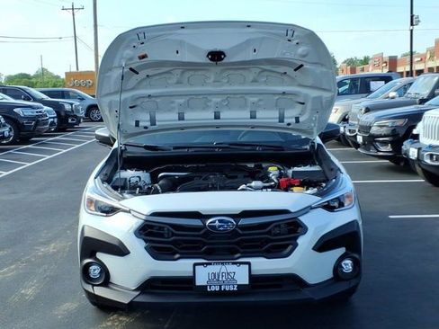 Used 2025 Subaru Crosstrek 2.0i Premium image 32