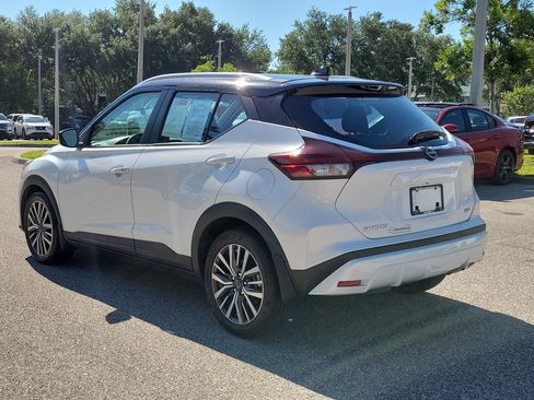 Certified 2023 Nissan Kicks SV FWD image 8