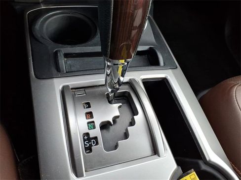 Used 2019 Toyota 4Runner Limited image 22