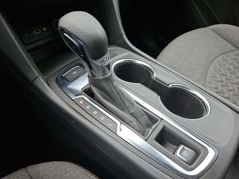 Used 2024 Chevrolet Equinox LT image 17