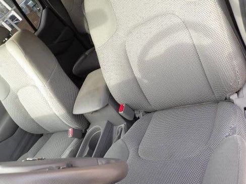 Used 2016 Nissan Frontier SV w/ SV Value Truck Package image 17