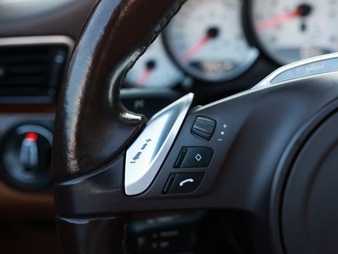 Used 2015 Porsche 911 Turbo S image 33