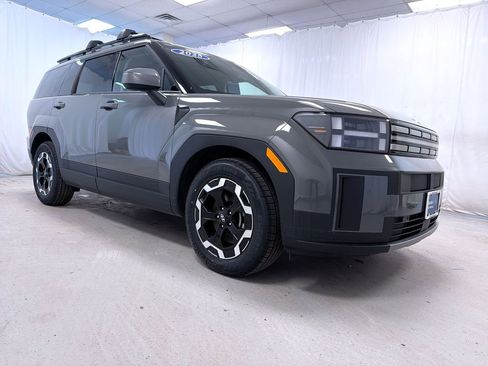 Used 2025 Hyundai Santa Fe SEL image 1