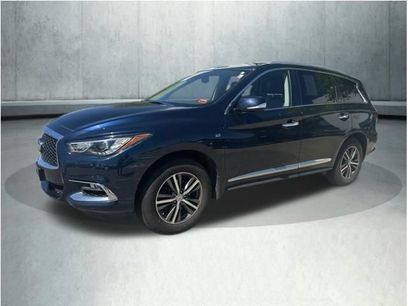 Used 2017 INFINITI QX60 Luxe w/ Premium Plus Package