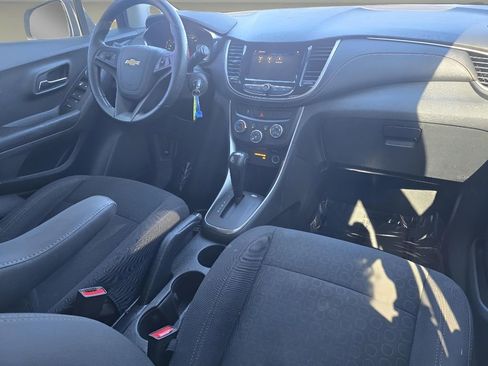 Used 2020 Chevrolet Trax LS w/ Tint and Cruise Package image 27