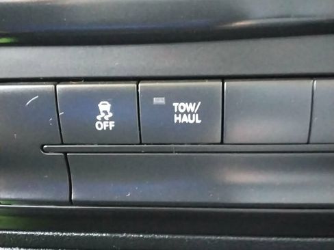 Used 2019 RAM 1500 Express image 20