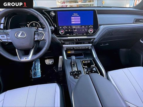 Used 2026 Lexus TX 500h AWD image 16